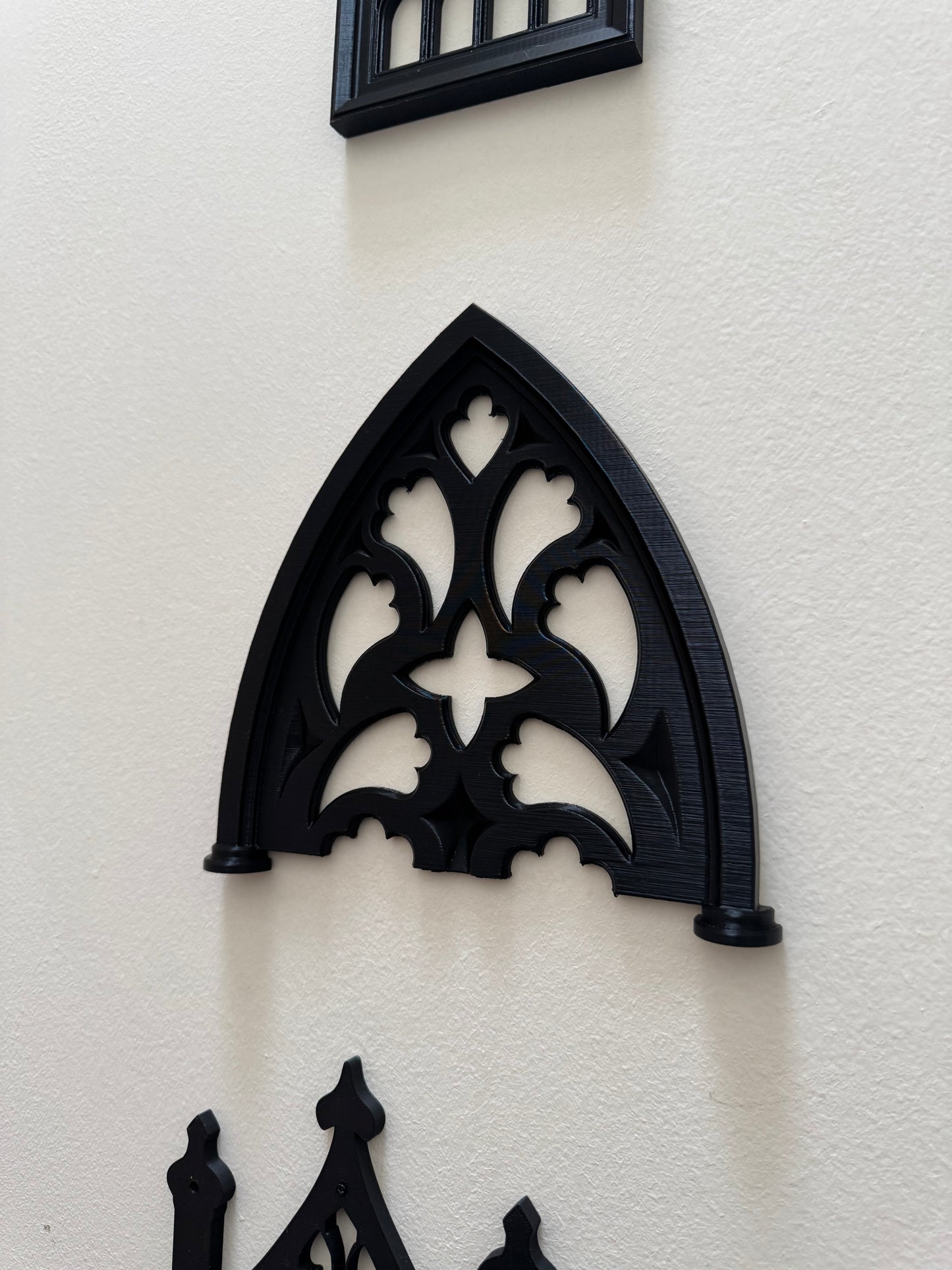 Gothic Arch Wall Accent – Black Cathedral Style Wall Art for Dark Interiors, Witchy Decor & Romantic Gallery Walls