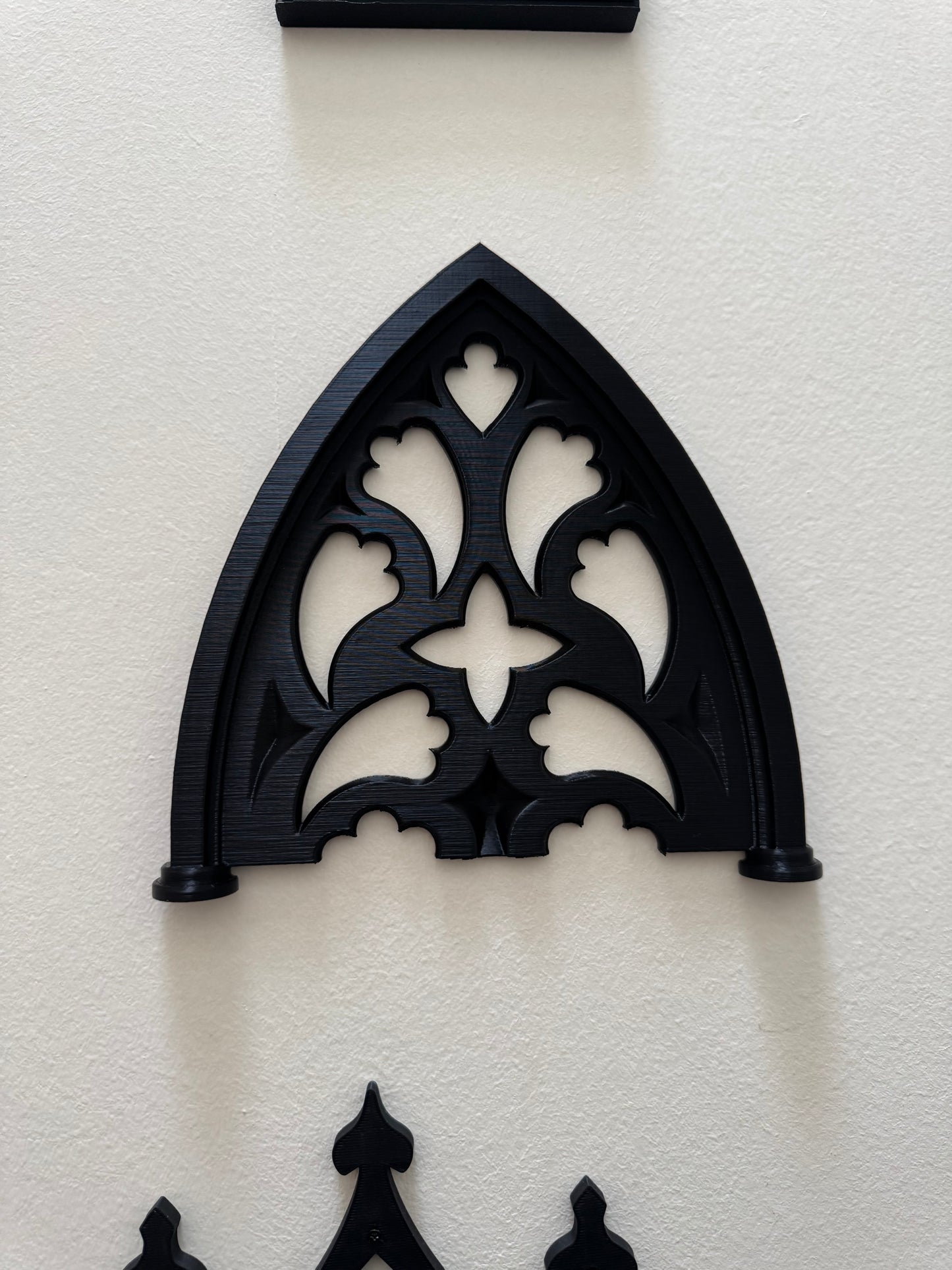 Gothic Arch Wall Accent – Black Cathedral Style Wall Art for Dark Interiors, Witchy Decor & Romantic Gallery Walls
