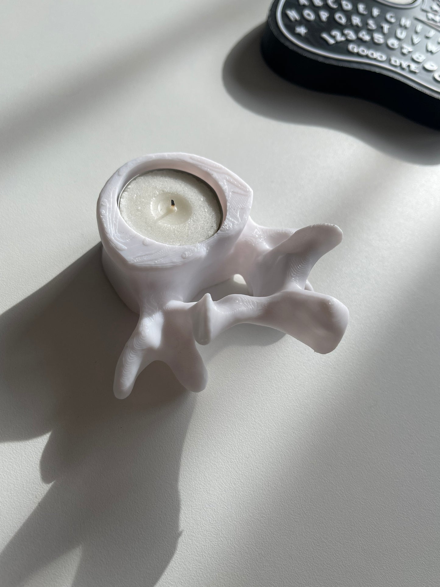 Spine Tea Light candel holder