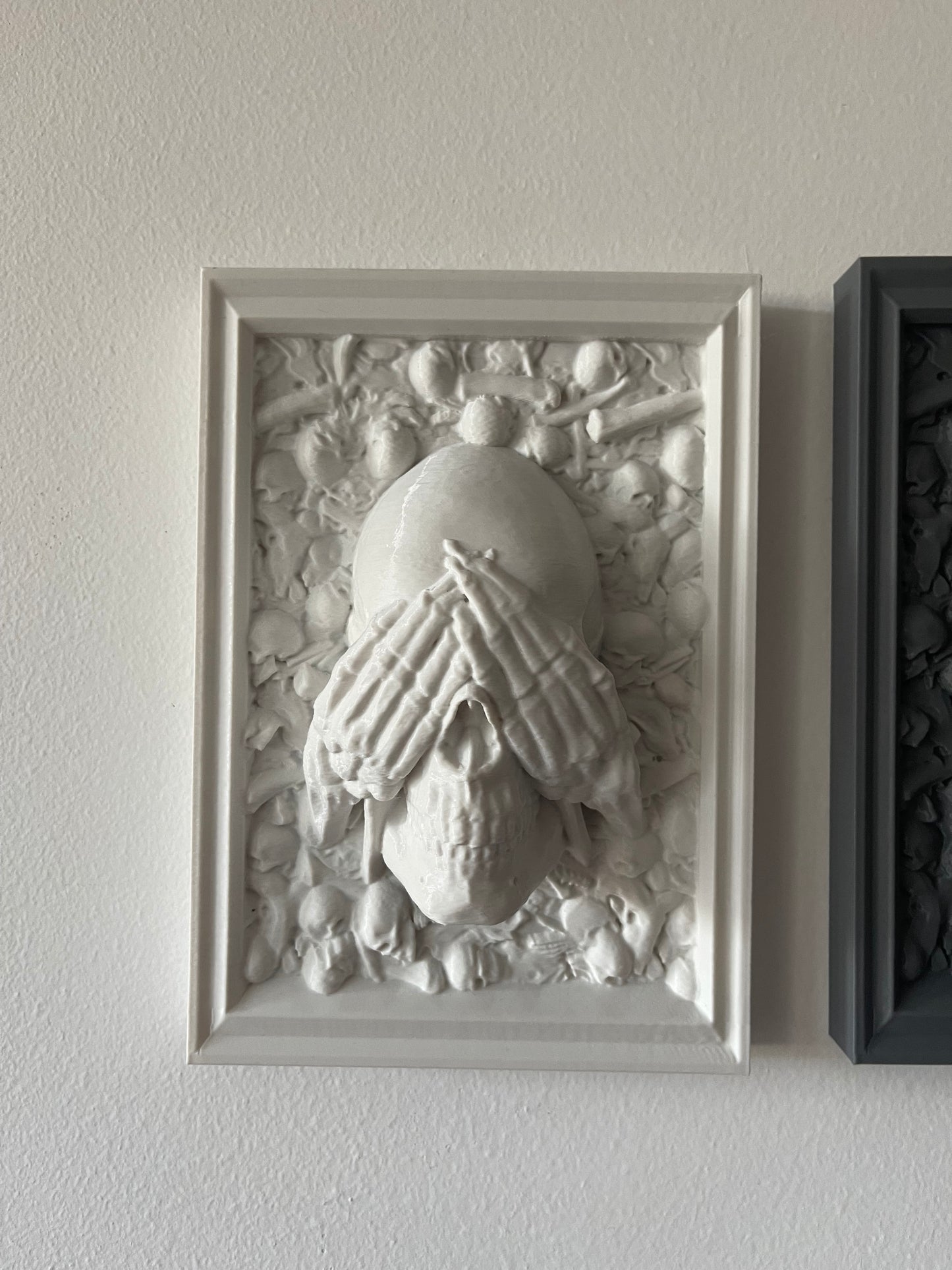 Three Wise Skulls