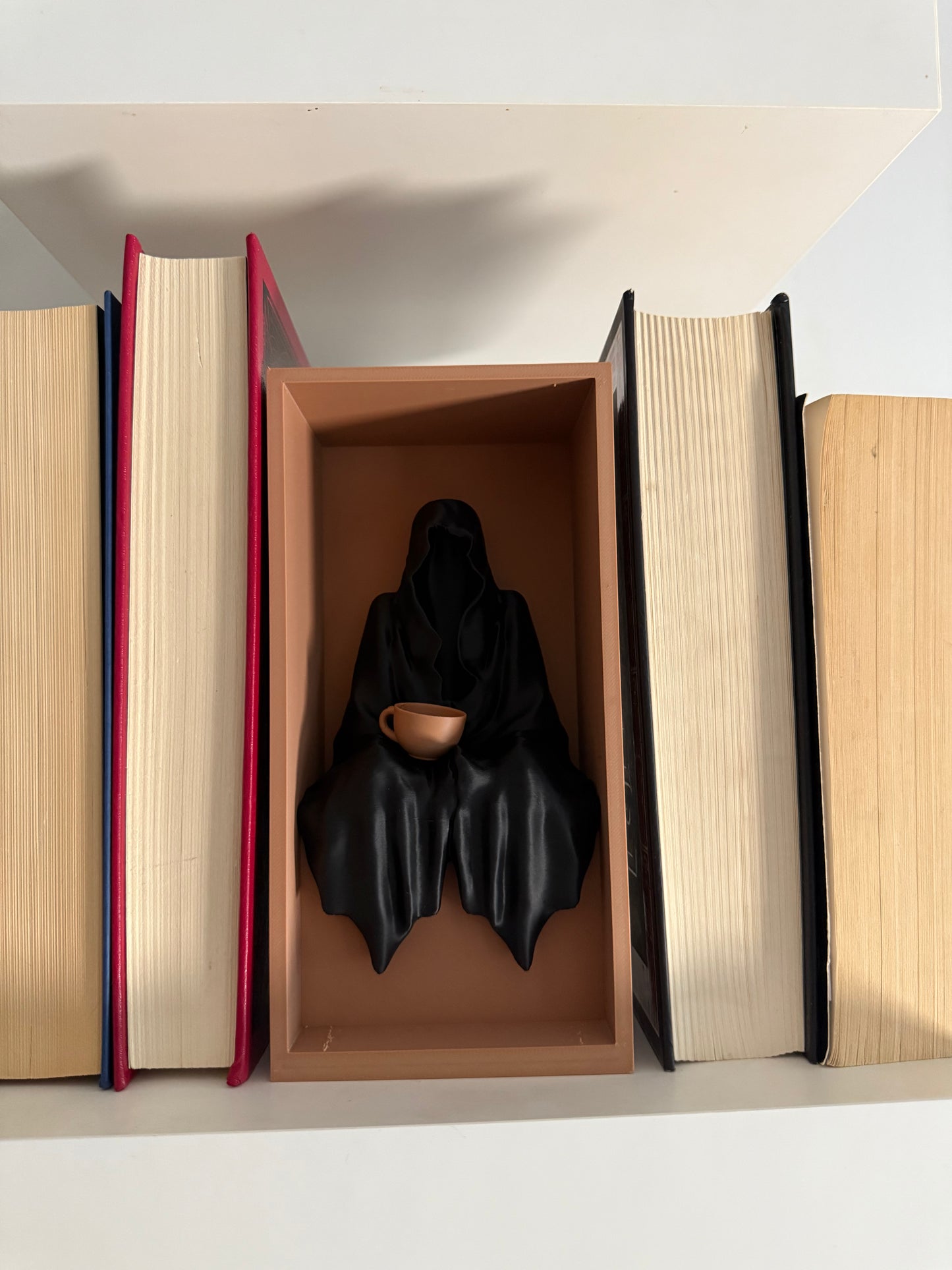 Suriel Book Nook - Tea with a Shadow – Fantasy Book Nook Inspired by Suriel Acotar