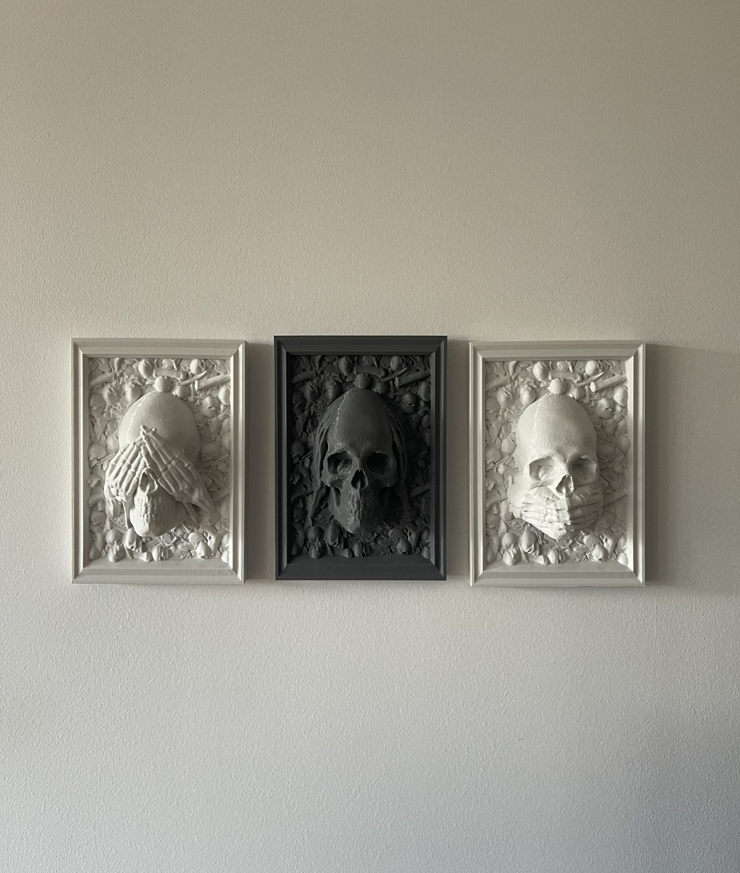 Three Wise Skulls