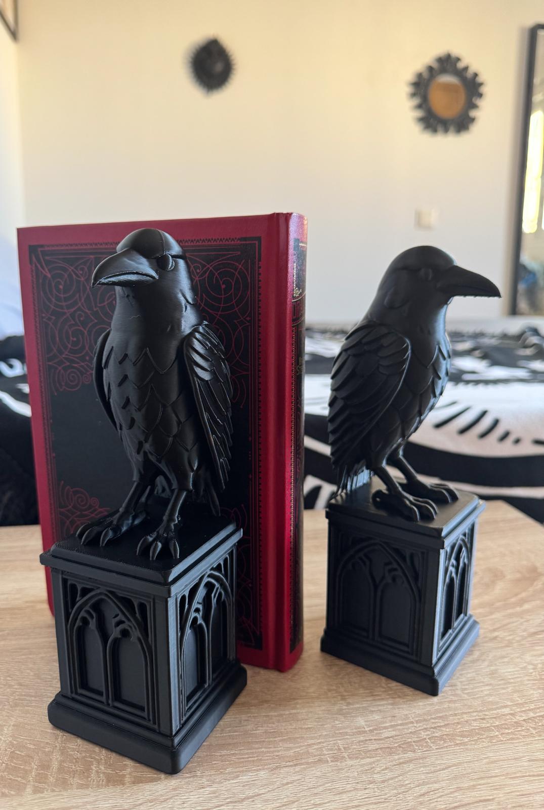 Gothic Raven Bookends Set Black Crow Figurine Heavy Book Holder Dark Academia Decor for Bookshelves Witchy Occult Home Library