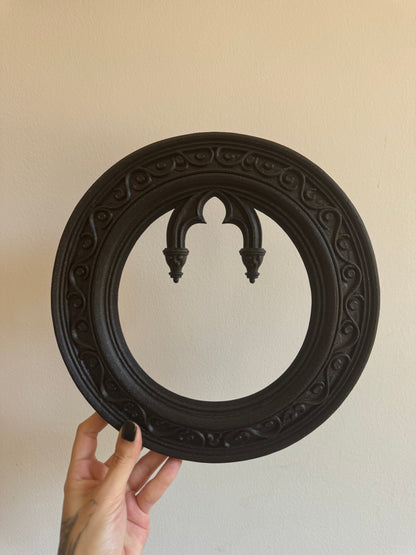 Black Oval Gothic Frame with Arch Window Accent – Baroque Style Wall Decor for Dark Interiors and Witchy Spaces